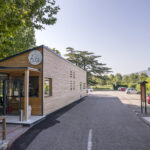 Bici grill, edificio in legno